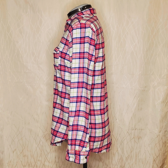 Hollister Pink Plaid Flannery Button-up Top - Picture 2 of 6